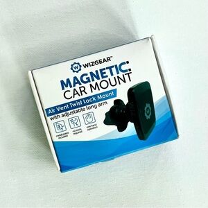NWT Car Vent Magnetic Adjustable Phone Holder Black Twist Lock